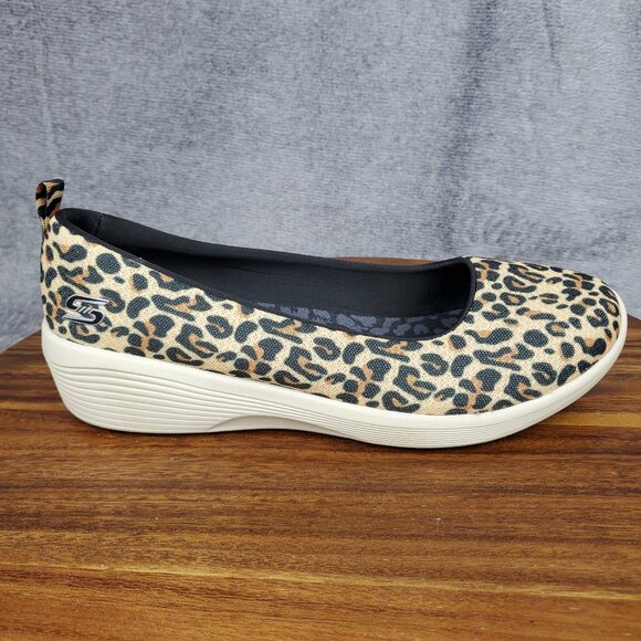 Skechers Shoes - Skechers Flats Women’s 9 Leopard Print Arya Slip On Comfort Shoes Sneakers